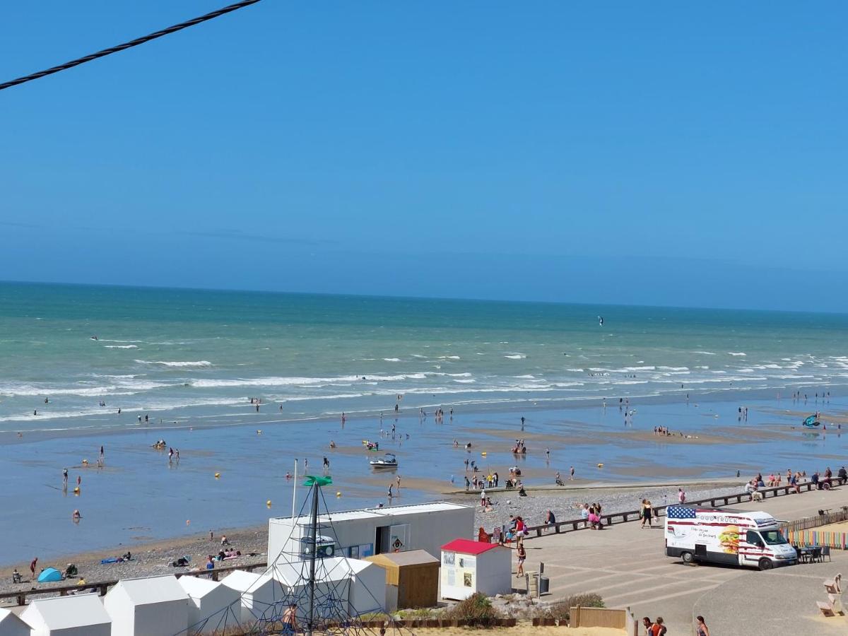 Au Gre Des Marees 2 Appartement Face A La Mer 2Eme Etage Ault Luaran gambar